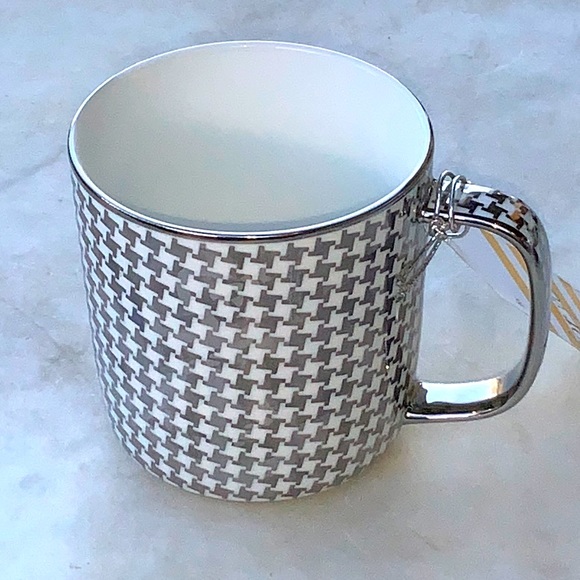 10 STRAWBERRY STREET MUG SILVER METALLIC HOUNDSTOOTH 12 FL OZ - Picture 3 of 8